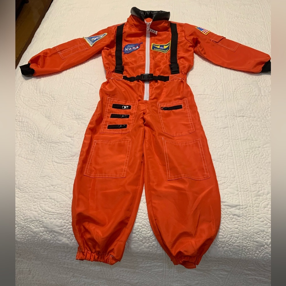 NASA Commander Astronaut SpaceSuit in New Condition Size 6 - 8